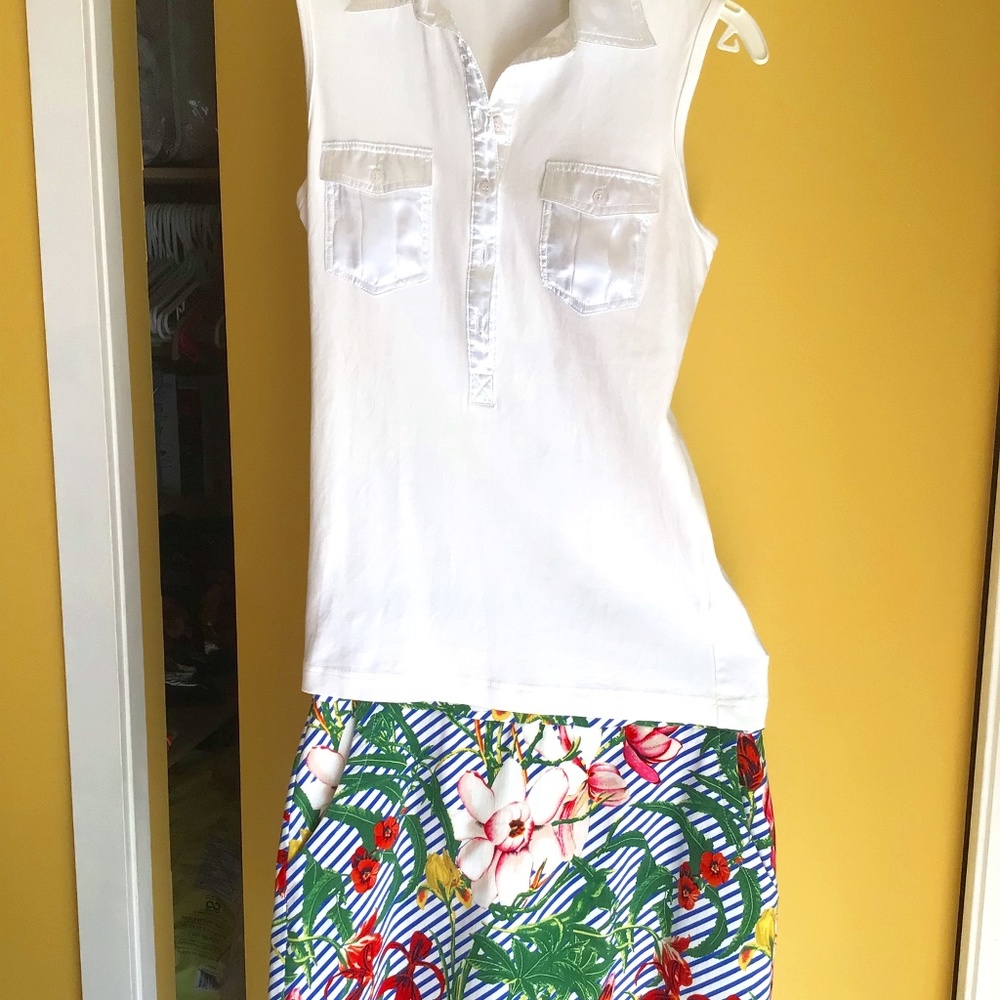 2 pieces! Daily sleeveless golf/Pickkeball top (sm) and Skort(size 2)